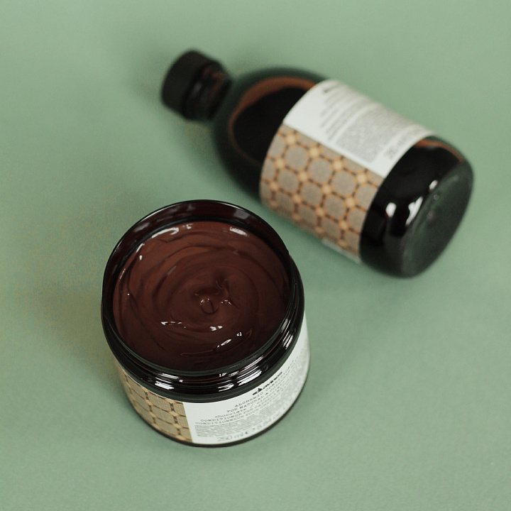 Davines Alchemic Shampoo For Natural And Coloured Hair (Chocolate)